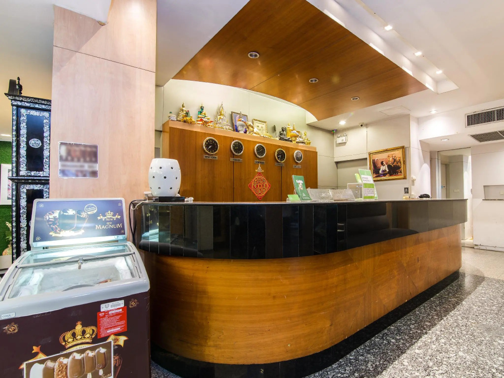 Ten Stars Hotel