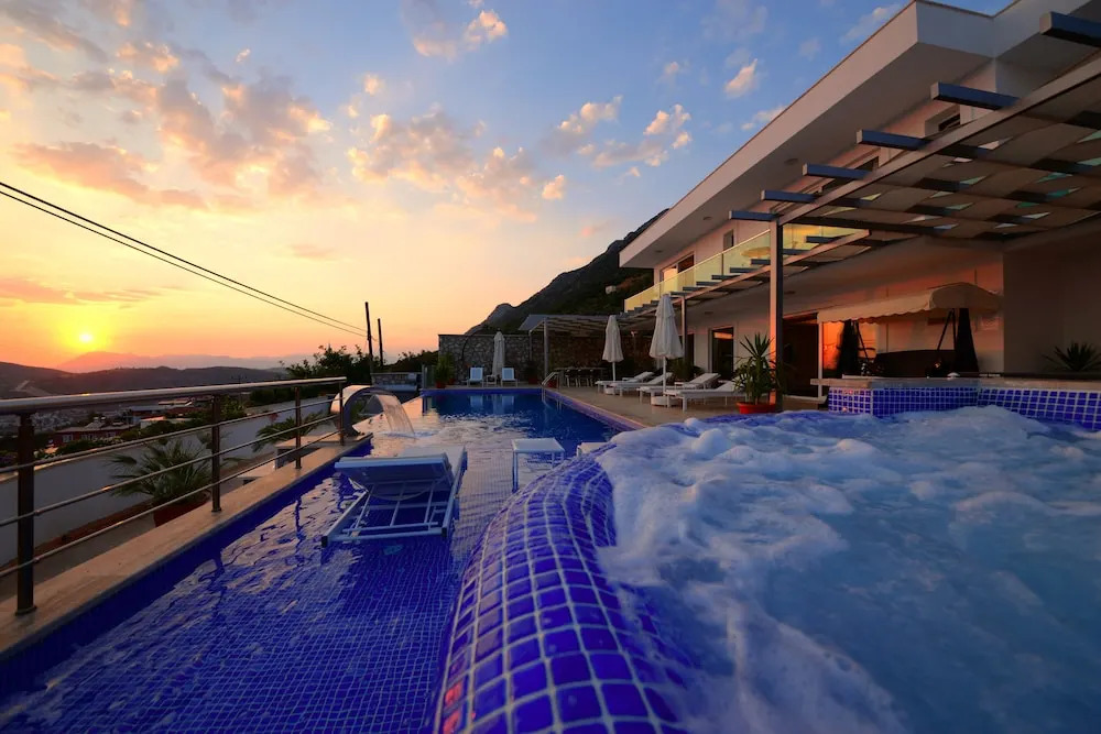 Villa Tiger Exclusive by Akdenizvillam