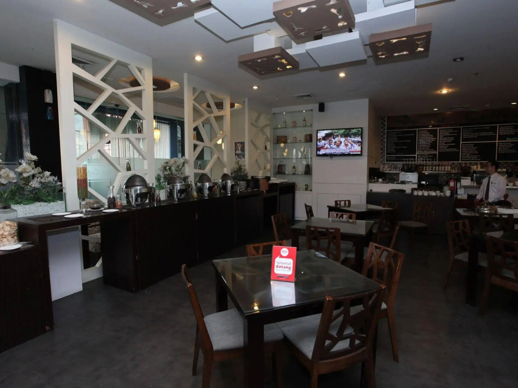 NIDA Rooms Railway Medan Merdaka Square