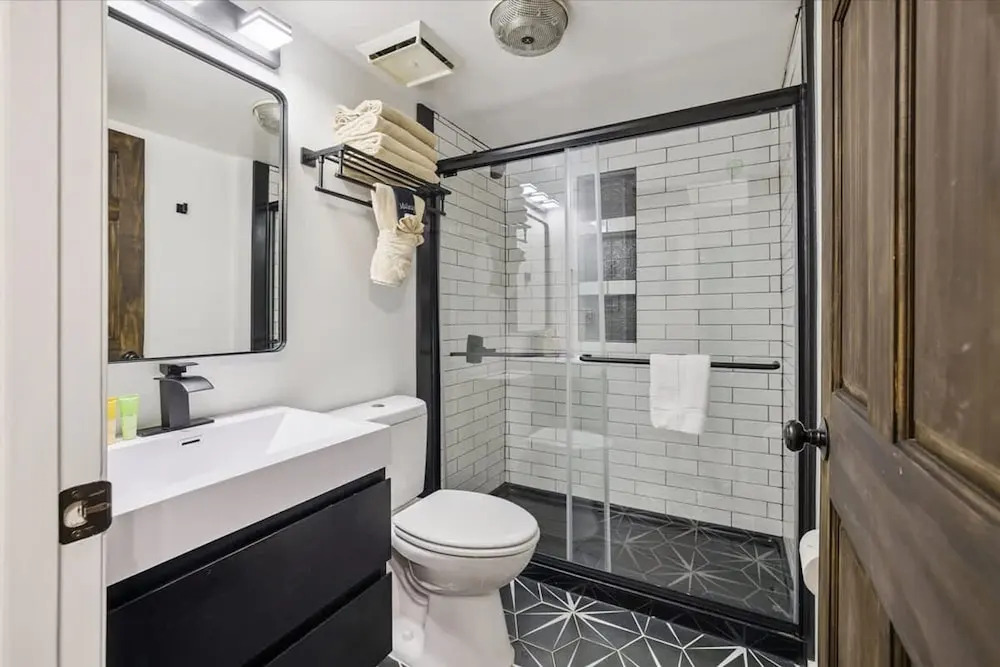 Baskins Creek 2BR Condo by Beyond Expectations With Balcony