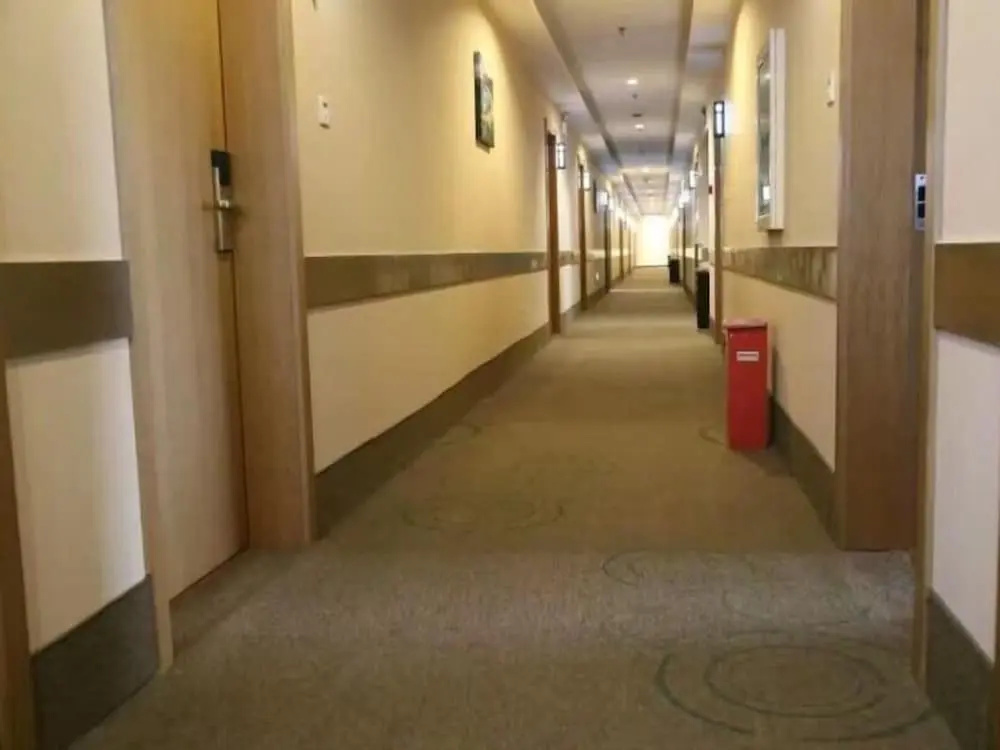 GreenTree Inn Yangzhou Gaoyou Municipal Government Business Hotel