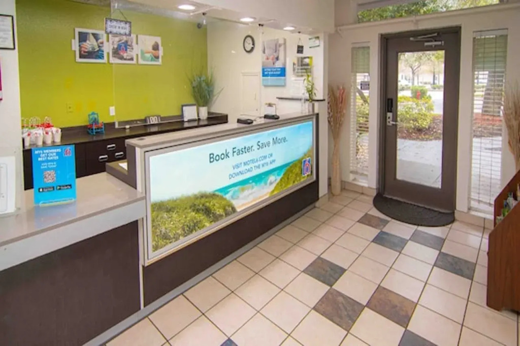 Studio 6 Extended Stay - Coral Springs, FL - Fort  Lauderdale