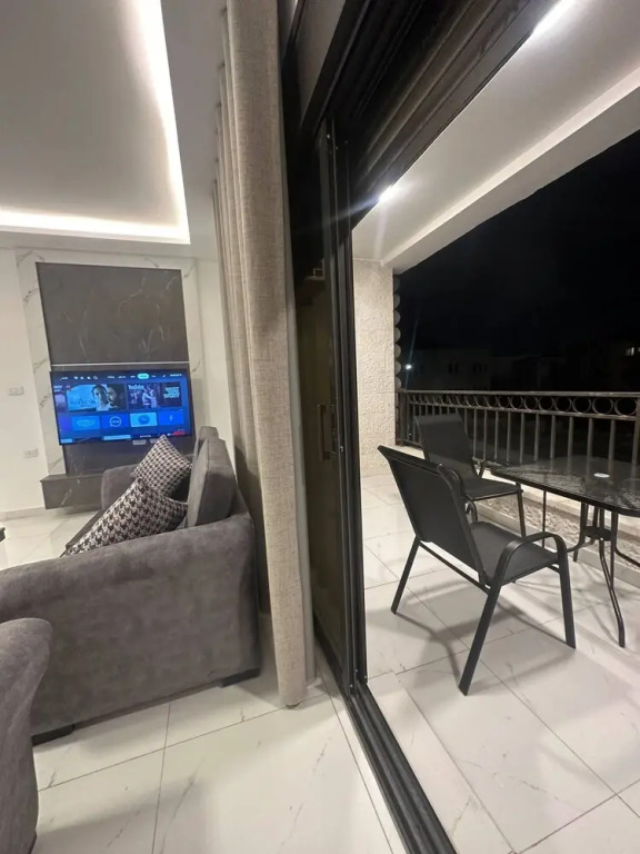 JRE Cozy Home Near All Services 21