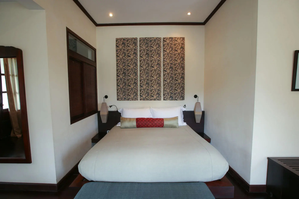 The Apsara Rive Droite