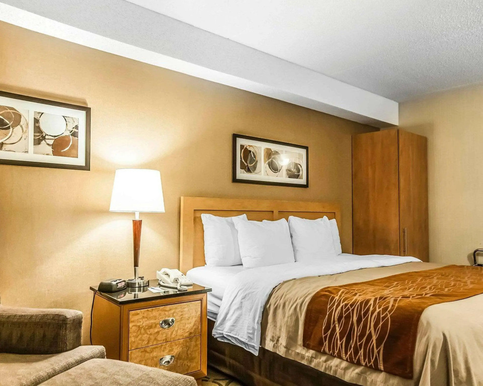 Comfort Inn Montreal - Laval - Highway 15
