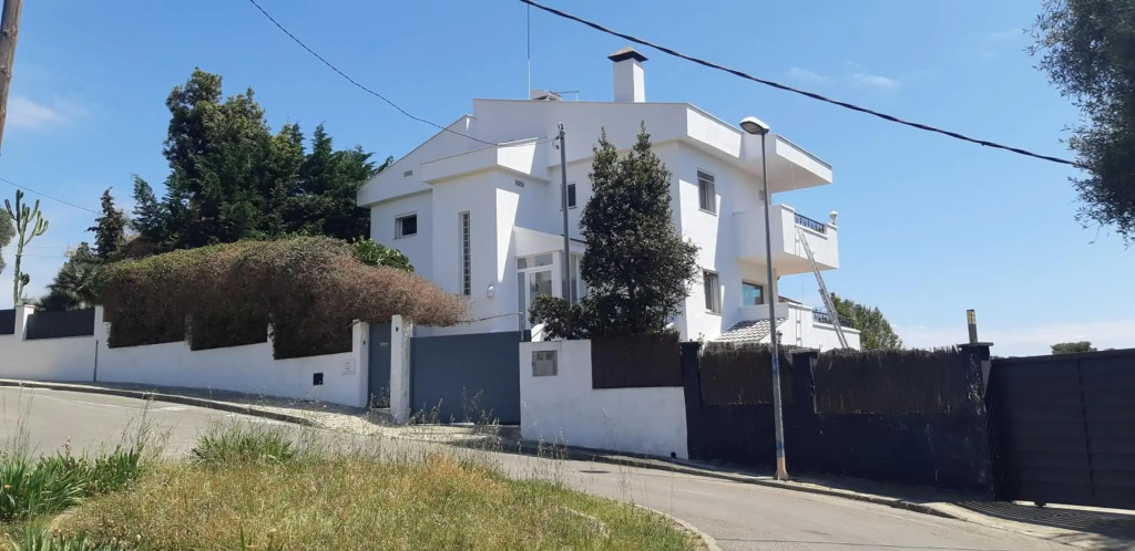 Edards Private Villa