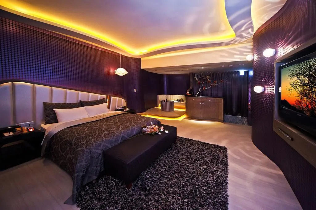 Hefeng Motel