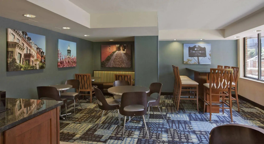 Georgetown Suites