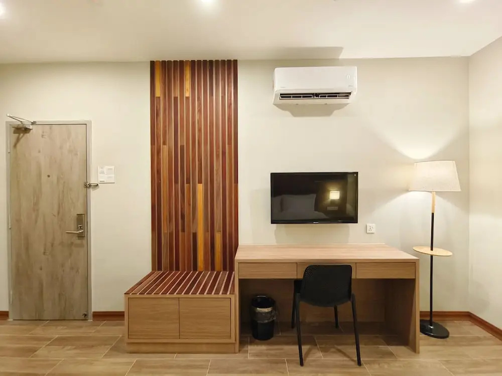ZOOM HOTEL