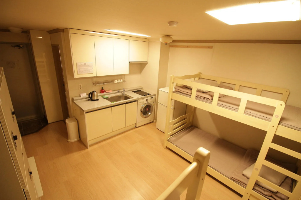 iam Residence and Guesthouse