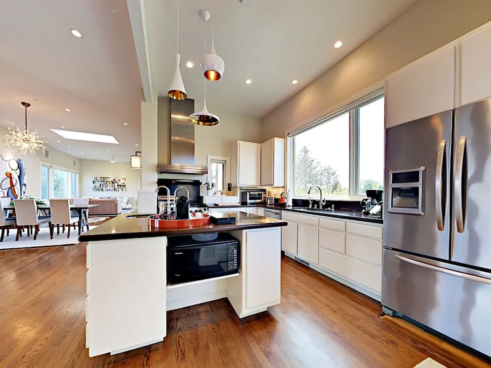 Valley of the Moon Estate by RedAwning