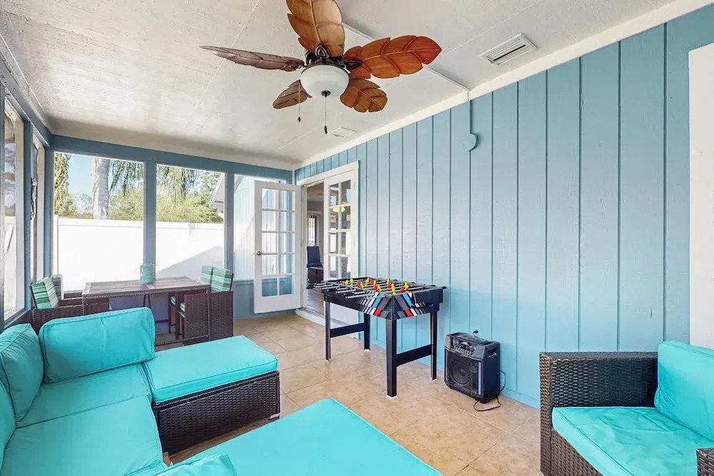 Centrally Located Dog-friendly Home With Beach Gear & Patio - Snowbird-friendly