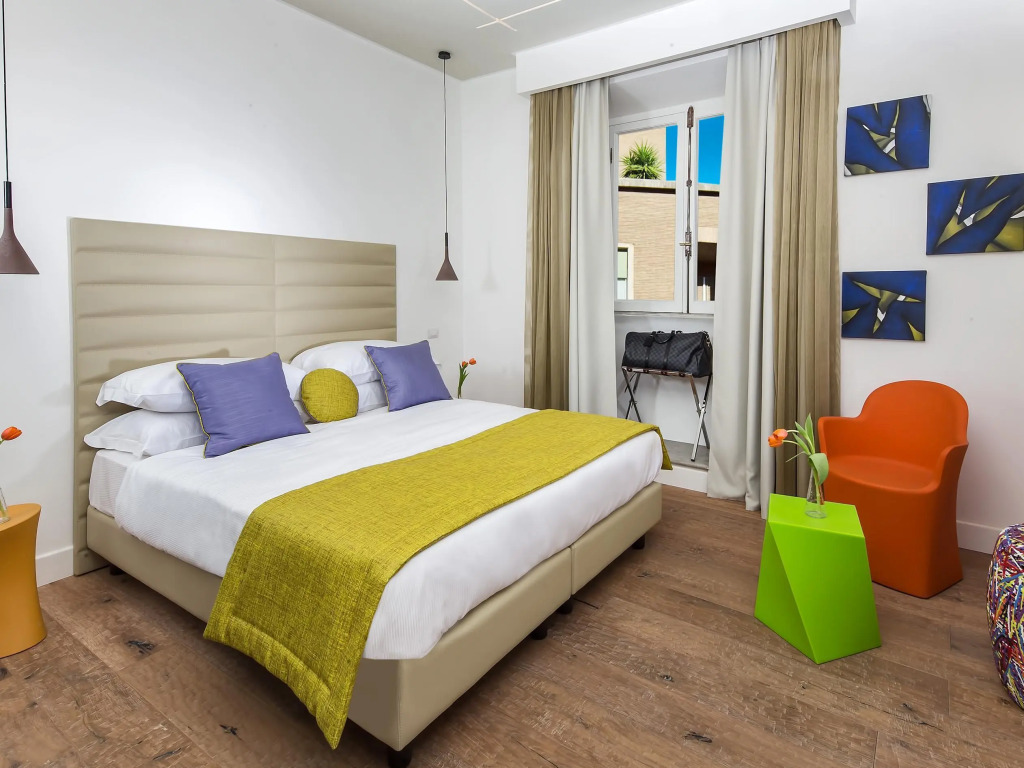 Boutique Centrale Relais