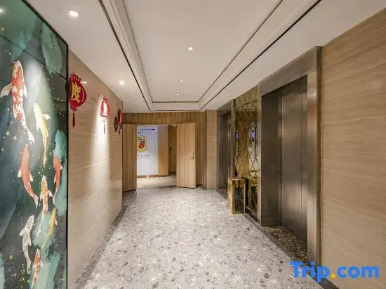 Super 8 Collection Hotel (Fuzhou South Railway Station Strait Convention and Exhibition Center)