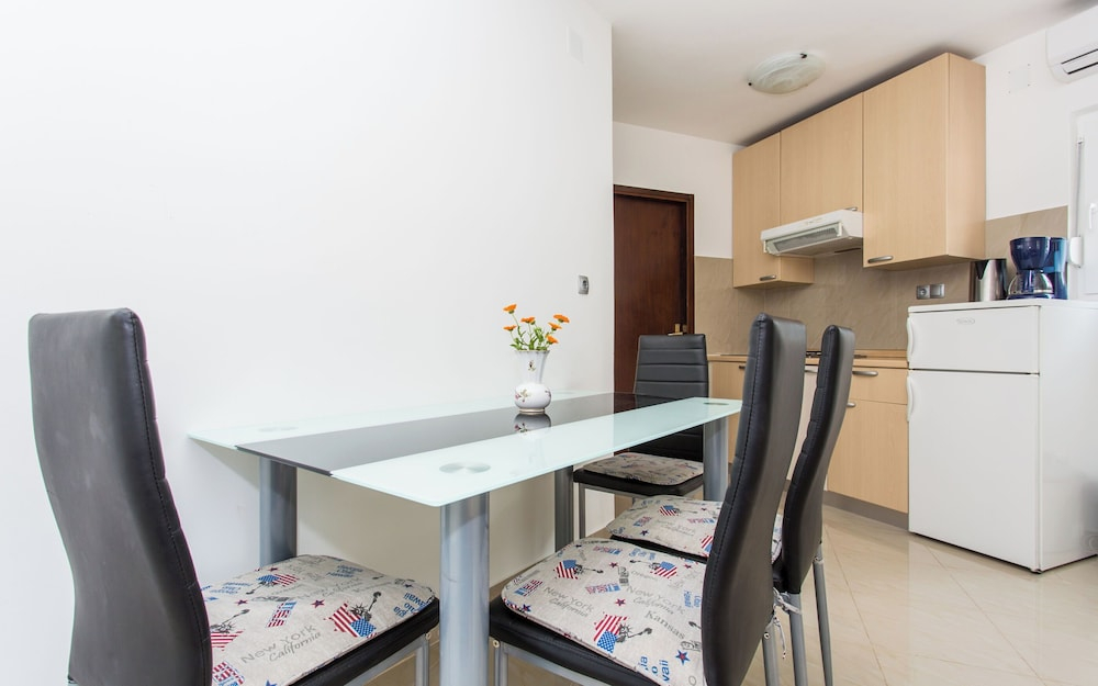 Apartment Jelka