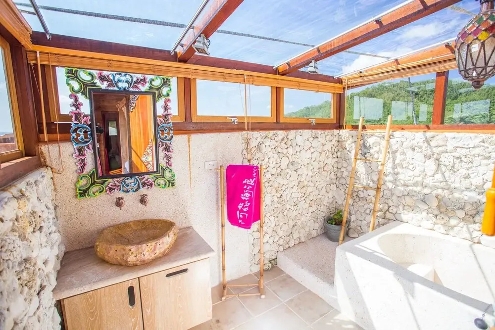 A Fei Surf Inn II - Tiki House