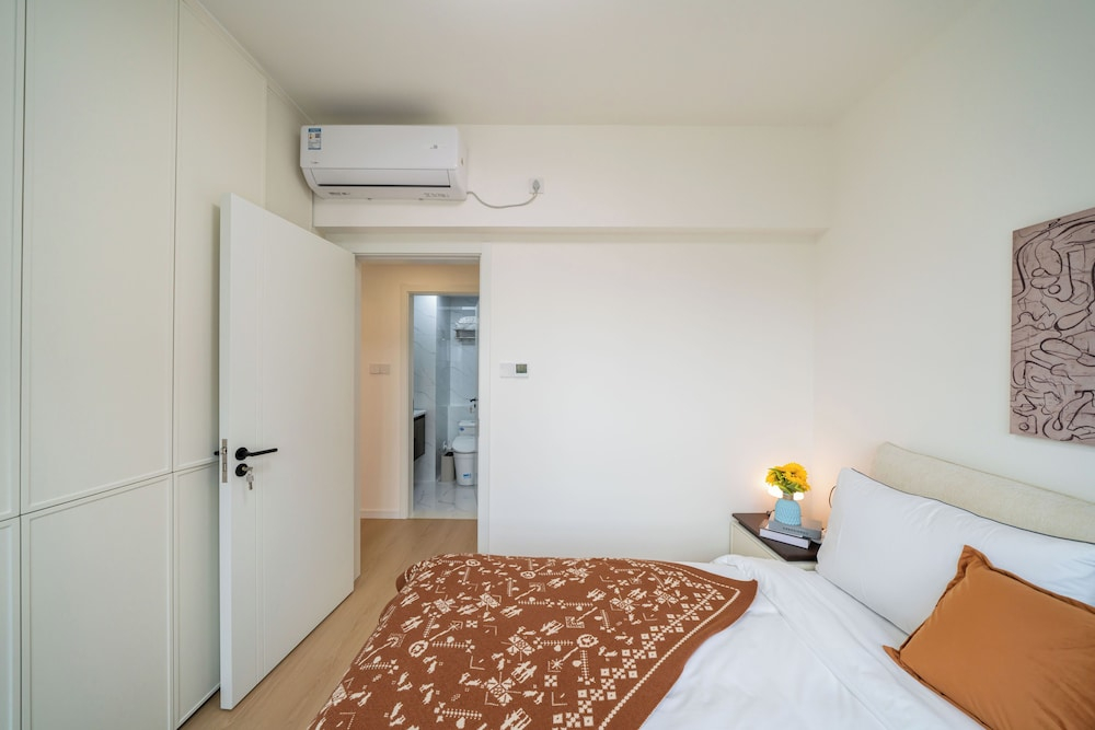 Tyms 3BR 2BA Apt  Gubei Fully Furnished
