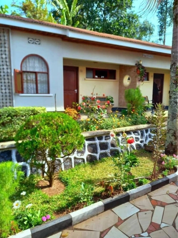Marangu Summit Lodge