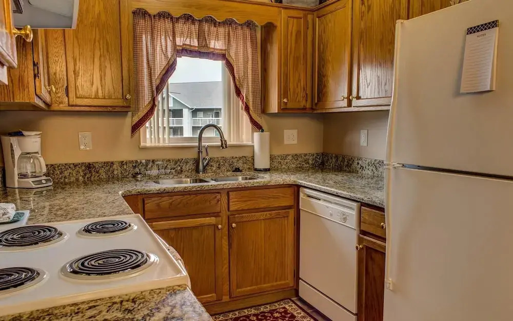 Whispering Pines 444