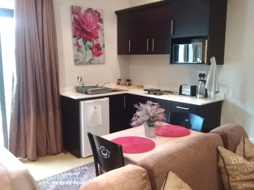 Casa Ridge Self-catering