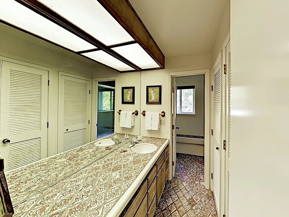 393 Tahoma - 4 Br Home