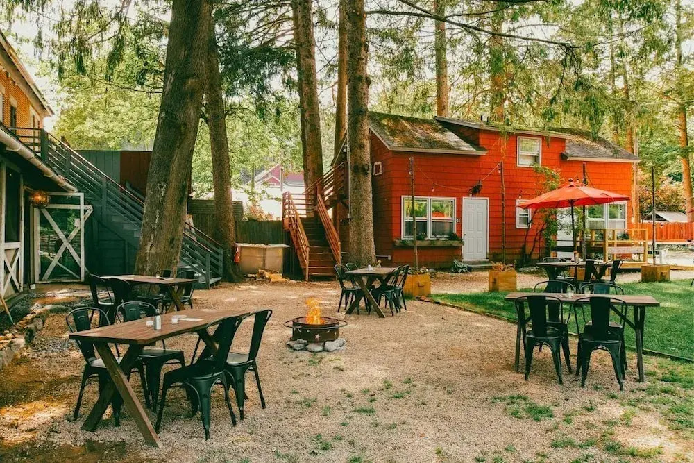 Race Brook Lodge