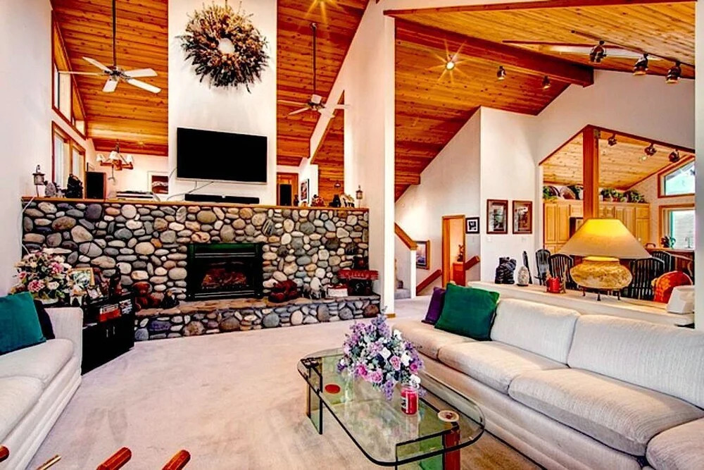 Skidder Trail Bear Lodge at Northstar - 5 Br Home