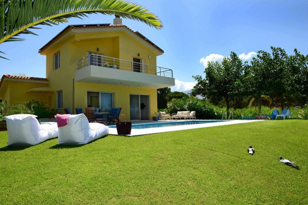 Dimitras Villas