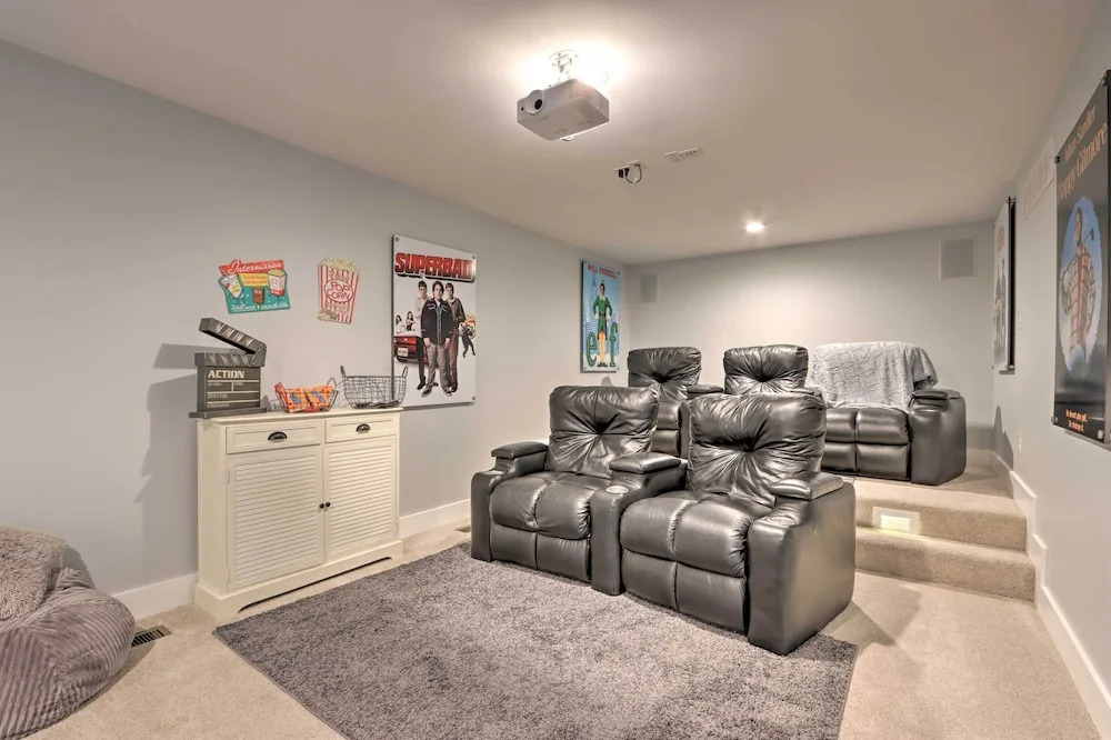 Boat Dock, Game Room! Multi-level Osage Beach Home