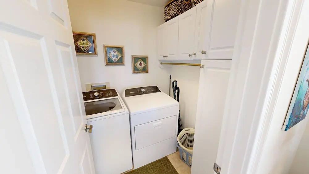 Inlet Reef 609 4 Bedroom Condo by RedAwning