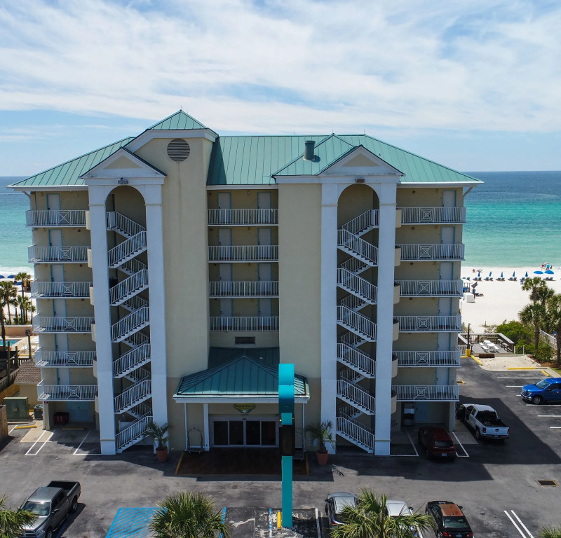 Palm & Tide Beachfront Hotel