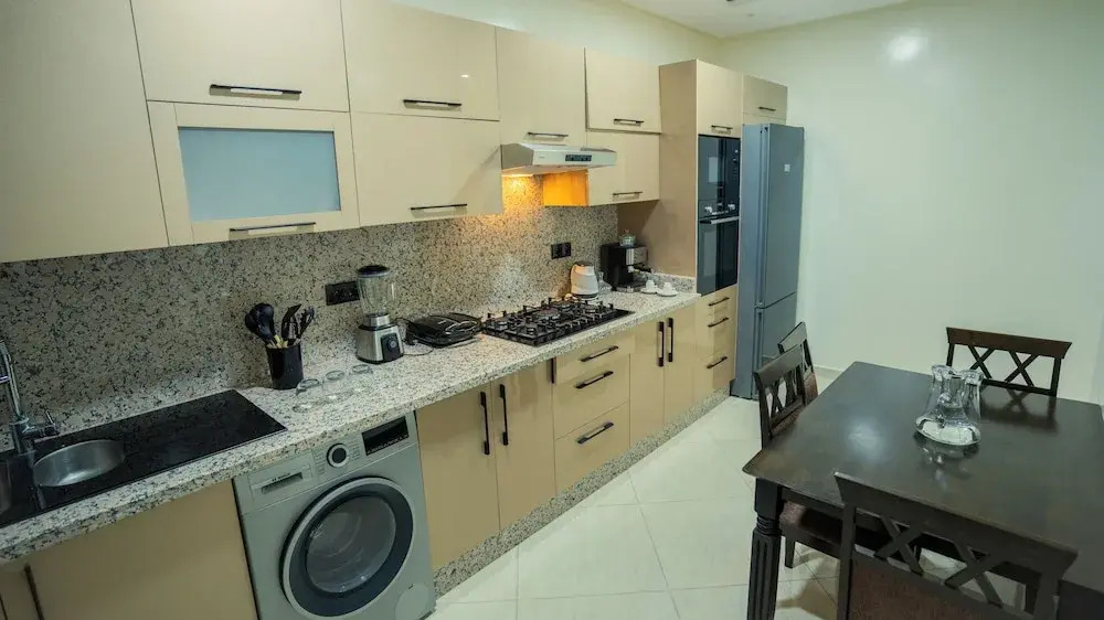 Appart Hotel Golden Sky Home
