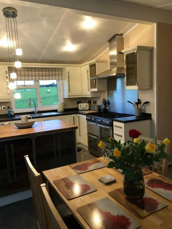 East kitcham lodge