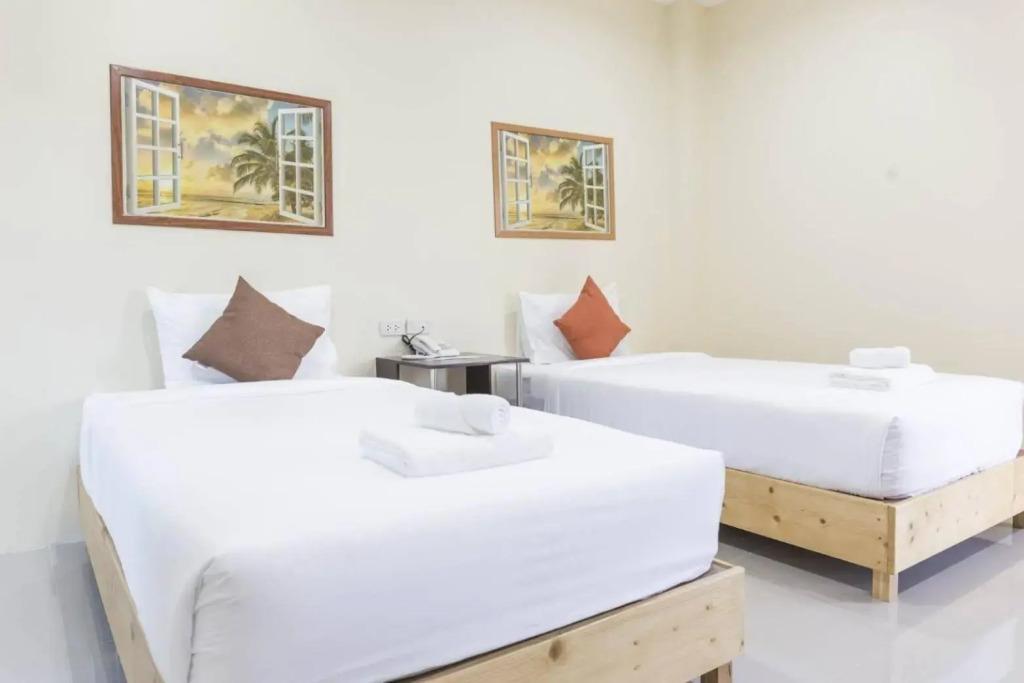 Yaibua Hotel