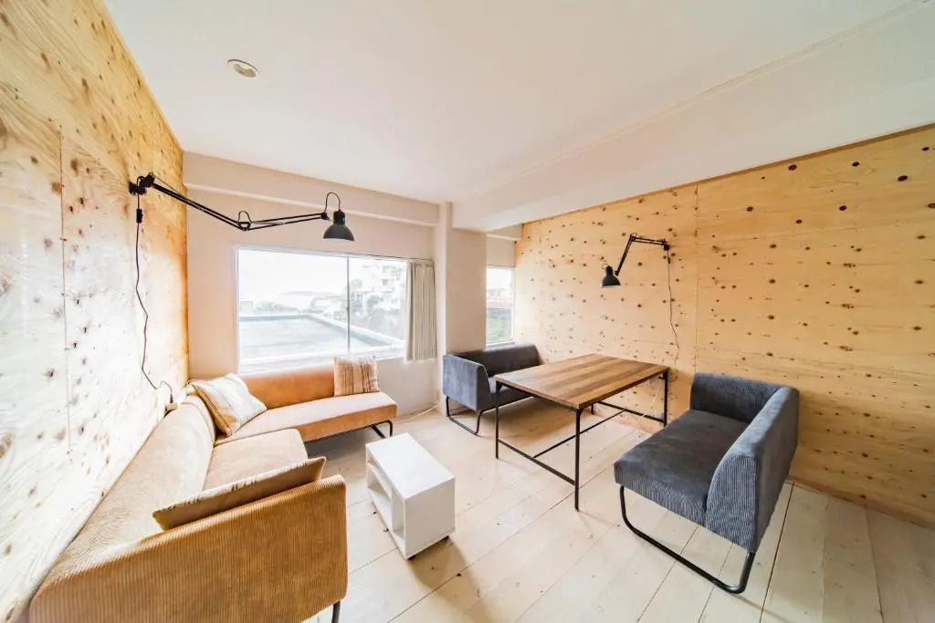 ArtBar & GuestHouse ennova