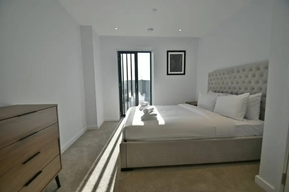 Modern 2 Bedroom Apartment in Green Gate