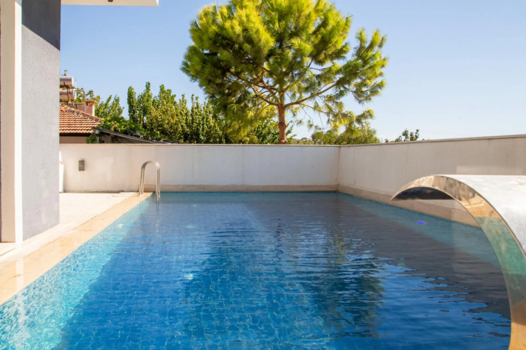 Sleek Villa with Private Pool and Garden in Cesme