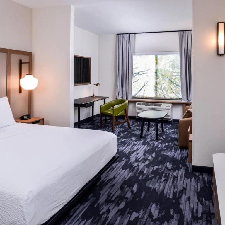 Fairfield Inn & Suites by Marriott Staunton