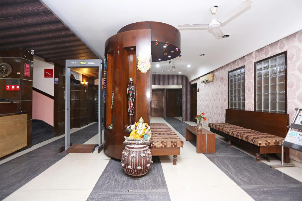 Hotel O Grand Peepal