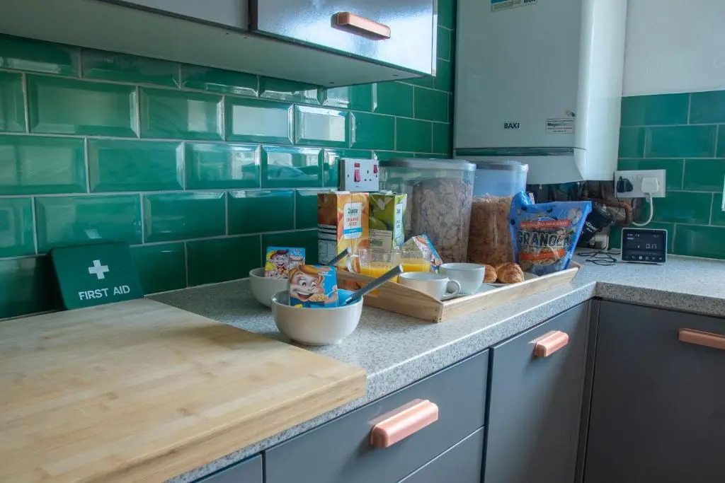 New Cross Mews - NHS STAFF-Contractors welcome 7 Beds 2 Bathrooms-free parking