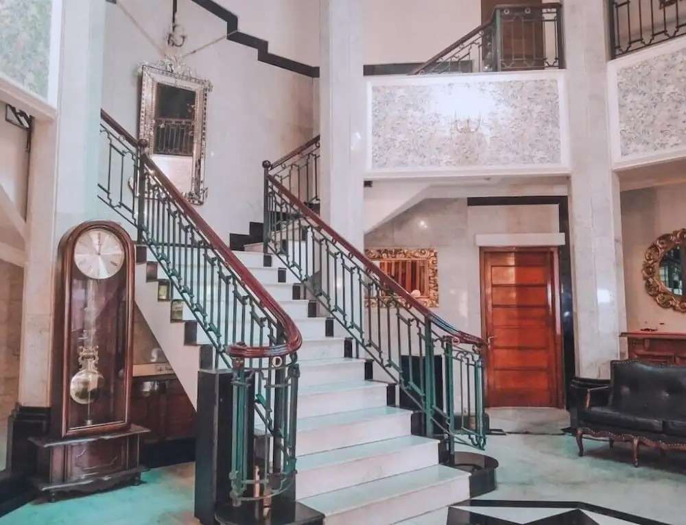 Kyriad Pejaten Suites