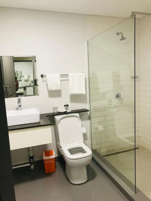 Staybridge Golfview Suites