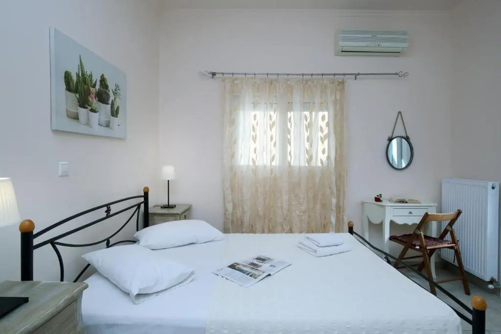 Avra apartments