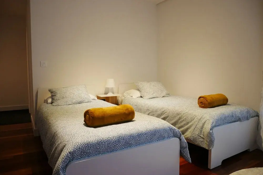 KH Lezama Suites LBI00530