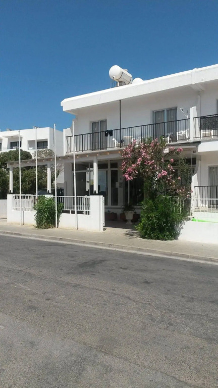 Pavlinia Hotel & Apartments