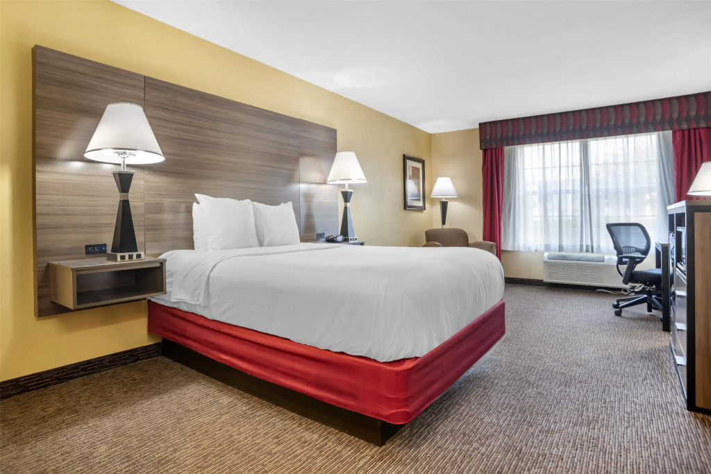 Best Western Plus Bessemer