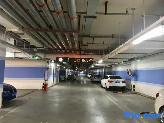 Yunze Hotel