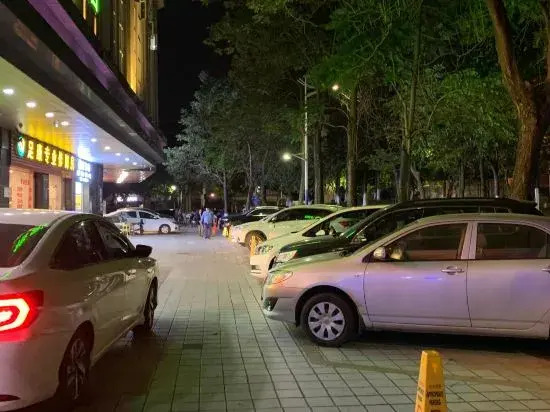 Yinyue Holiday Hotel