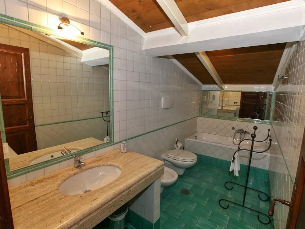 Holiday Home in San Cipriano With Pool