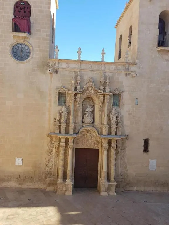 Alicante old city & beach appartment